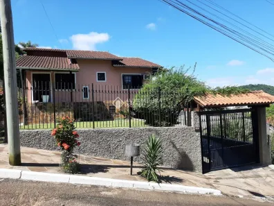 Casa com 4 Quartos à venda, 226m² no São Jorge, Novo Hamburgo