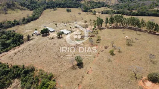 Fazenda/Sítio com 3 Quartos à venda, 4000m² no Área Rural de Curvelo, Curvelo