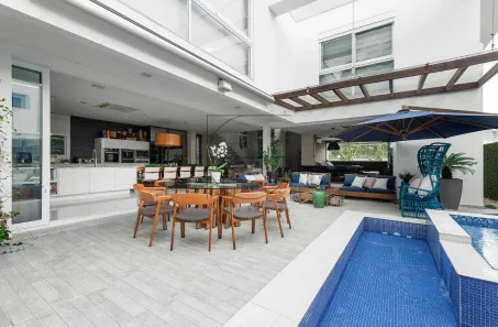 Casa com 4 Quartos à venda, 485m² no Jurerê, Florianópolis