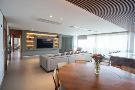 Apartamento com 3 Quartos para venda ou aluguel, 211m² no Real Parque, São Paulo