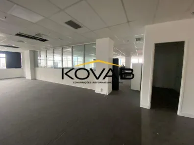 Sala Comercial para alugar, 335m² no Jardim das Acácias, São Paulo