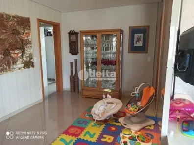 Apartamento com 4 Quartos à venda, 156m² no Saraiva, Uberlândia