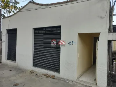 Casa com 2 Quartos para alugar, 100m² no Monte Castelo, São José dos Campos