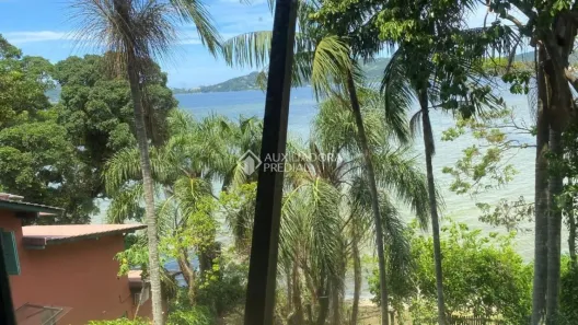 Casa com 3 Quartos à venda, 134m² no Lagoa da Conceição, Florianópolis