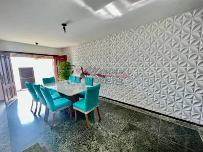 Casa com 5 Quartos à venda, 360m² no Balneário Stella Maris, Peruíbe