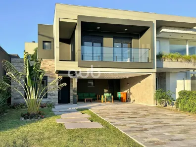 Sobrado com 4 Quartos à venda, 219m² no XANGRI-LÁ, Xangri-lá