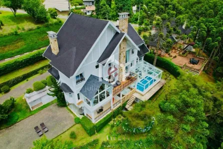 Casa de Condomínio com 4 Quartos à venda, 400m² no Bairro do Fojo, Campos do Jordão