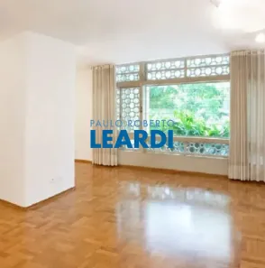 Apartamento com 2 Quartos para alugar, 140m² no Higienópolis, São Paulo