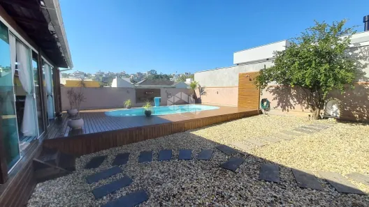 Casa com 4 Quartos à venda, 235m² no Pedra Branca, Palhoça
