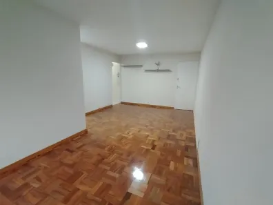 Apartamento com 2 Quartos para alugar, 60m² no Cristo Rei, Curitiba