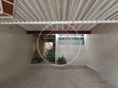 Sobrado com 4 Quartos à venda, 140m² no Terceira Divisão de Interlagos, São Paulo