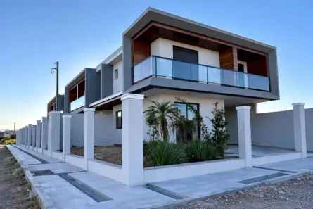 Casa com 2 Quartos à venda, 122m² no Torres, Torres