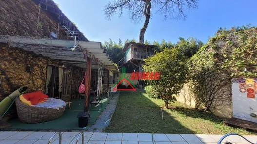Sobrado com 2 Quartos à venda, 200m² no Interlagos, São Paulo