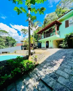 Imóvel Comercial com 3 Quartos para alugar, 273m² no Bingen, Petrópolis