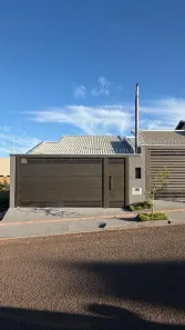 Casa com 3 Quartos para alugar, 117m² no Vila Neusa, Campo Grande