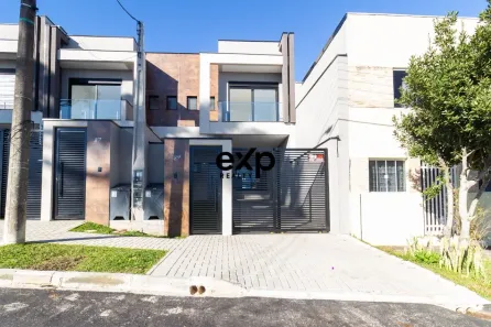 Sobrado com 3 Quartos à venda, 140m² no Santo Inácio, Curitiba