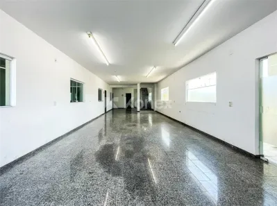 Prédio Comercial com 4 Quartos à venda, 1066m² no Vila Invernada, São Paulo