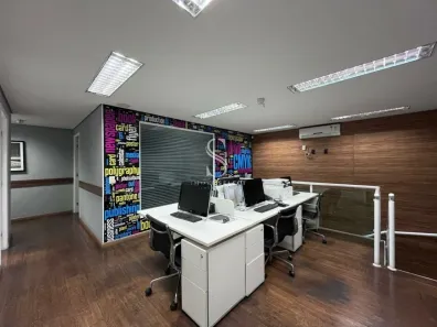Sala Comercial à venda, 141m² no Vila Andrade, São Paulo