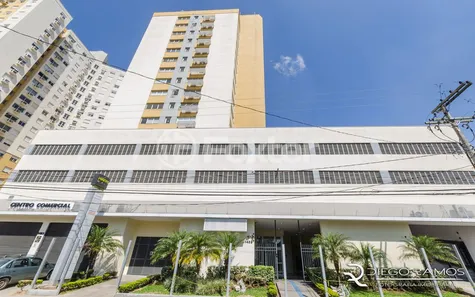 Sala Comercial à venda, 34m² no Santo Antônio, Porto Alegre