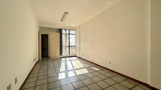 Sala Comercial à venda, 38m² no Centro, Juiz de Fora
