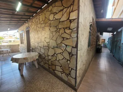 Casa com 4 Quartos à venda, 150m² no JK, Contagem