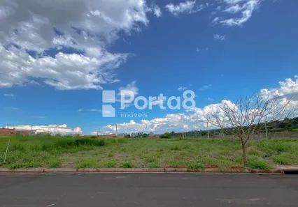 Lote/Terreno à venda, 300m² no Centro, Cedral
