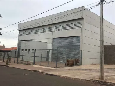 Galpão/Depósito/Armazém para alugar, 570m² no Jardim Terra Branca, Bauru