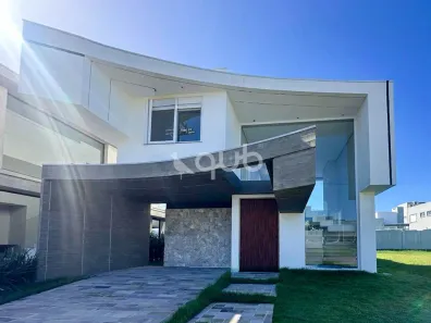 Sobrado com 4 Quartos à venda, 240m² no XANGRI-LÁ, Xangri-lá