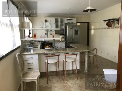 Fazenda/Sítio com 3 Quartos à venda, 196m² no Residencial Santa Helena - Gleba I, Santana de Parnaíba