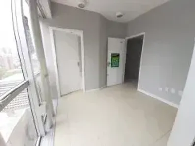 Sala Comercial à venda, 28m² no Rio Branco, Porto Alegre