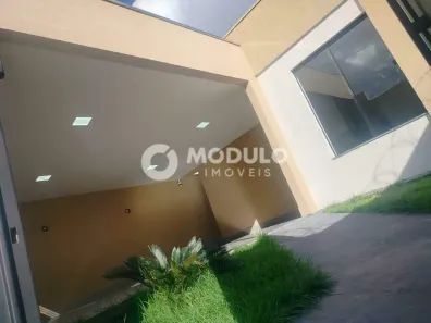 Casa com 3 Quartos à venda, 145m² no Laranjeiras, Uberlândia