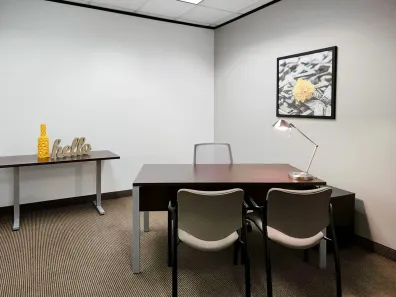 Sala Comercial para alugar, 8m² no Cremação, Belém