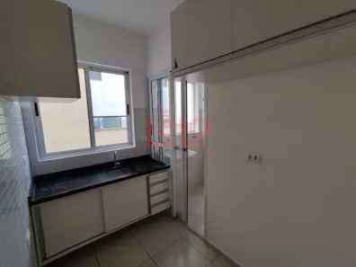 Apartamento com 2 Quartos à venda, 48m² no Zona 03, Maringá