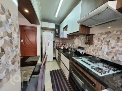 com 3 Quartos à venda, 60m² no Vila Nova, Porto Alegre