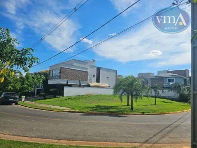 Lote/Terreno à venda, 398m² no Jardim Itália, Cuiabá