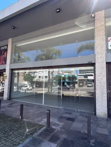 Ponto Comercial para alugar, 300m² no Pio X, Caxias do Sul