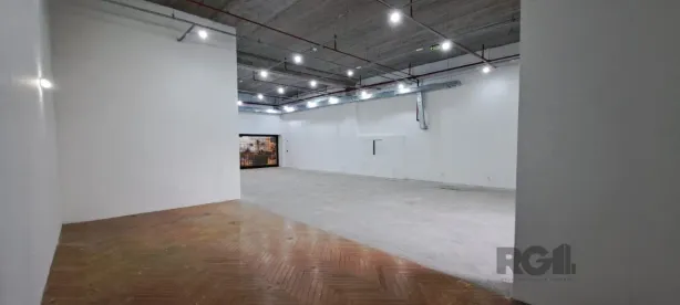 Ponto Comercial para alugar, 314m² no Chácara das Pedras, Porto Alegre