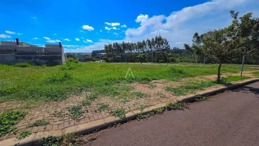 Lote/Terreno à venda, 301m² no Recanto Tropical, Cascavel