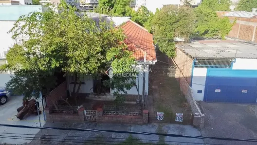 Lote/Terreno à venda, 345m² no Passo da Areia, Porto Alegre