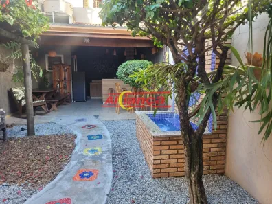 Casa com 3 Quartos à venda, 250m² no Vila Augusta, Guarulhos
