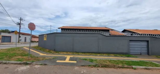 Casa com 3 Quartos à venda, 204m² no Itapoã, Aparecida de Goiânia