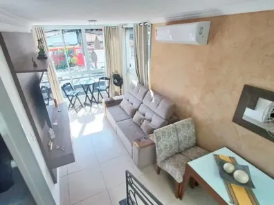 Sobrado com 2 Quartos à venda, 110m² no Aviação, Praia Grande