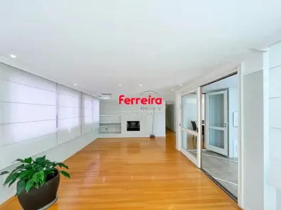 Apartamento com 3 Quartos para alugar, 166m² no Mont Serrat, Porto Alegre