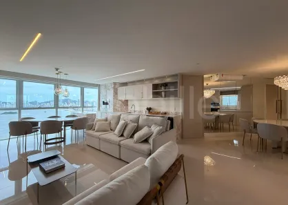 Apartamento com 3 Quartos à venda, 165m² no Pioneiros, Balneário Camboriú