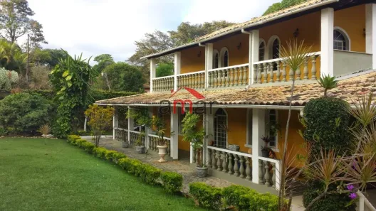Fazenda/Sítio com 4 Quartos à venda, 300m² no Jardim Encantado, Vespasiano