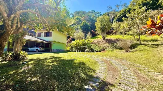 Casa com 4 Quartos à venda, 300m² no Itaipava, Petrópolis
