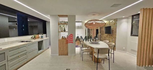 Cobertura com 4 Quartos à venda, 300m² no Vital Brazil, Niterói