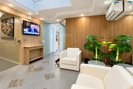 Sala Comercial para alugar, 99m² no Petrópolis, Porto Alegre