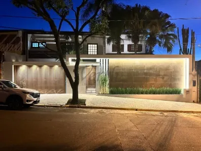 Sobrado com 4 Quartos à venda, 340m² no Bairro das Palmeiras, Campinas