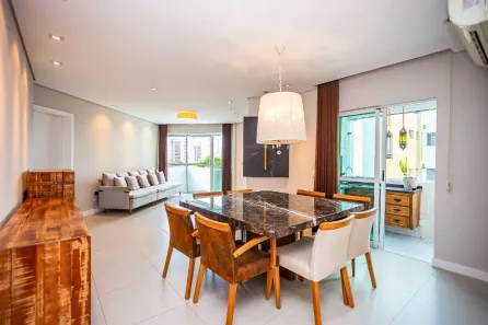 Apartamento com 3 Quartos à venda, 134m² no Cabral, Curitiba
